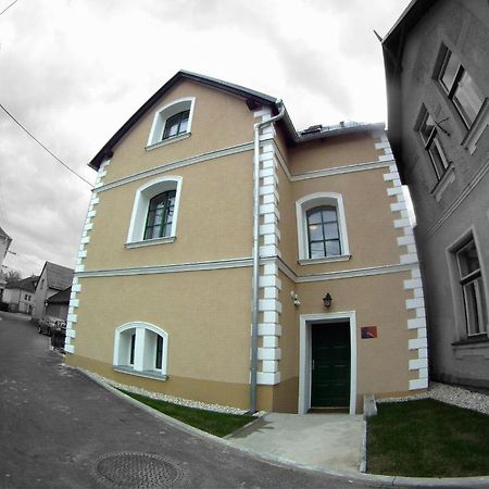 مبيت وإفطار هراديتش ناد مورافيكى Old House المظهر الخارجي الصورة